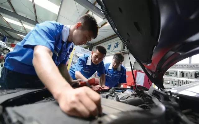 2017年機(jī)動(dòng)車維修水平考試報(bào)名啦！這3點(diǎn)新變化你一定要知道